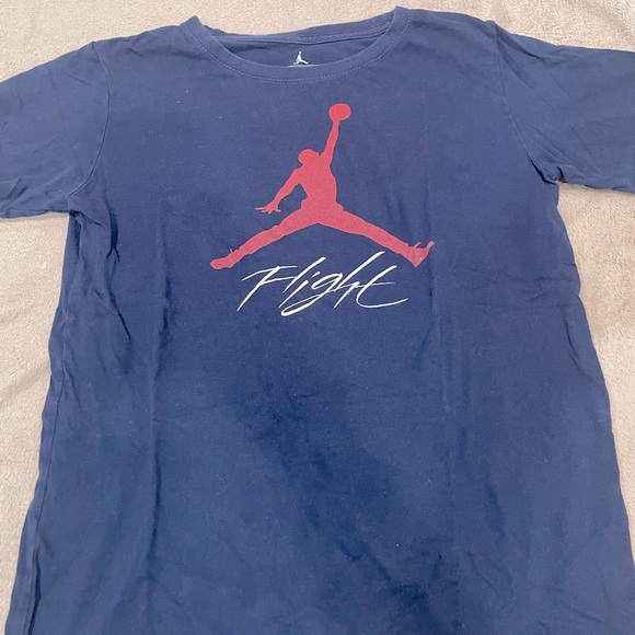 Dark blue Jordan’s T-shirt - Picture 1 of 1
